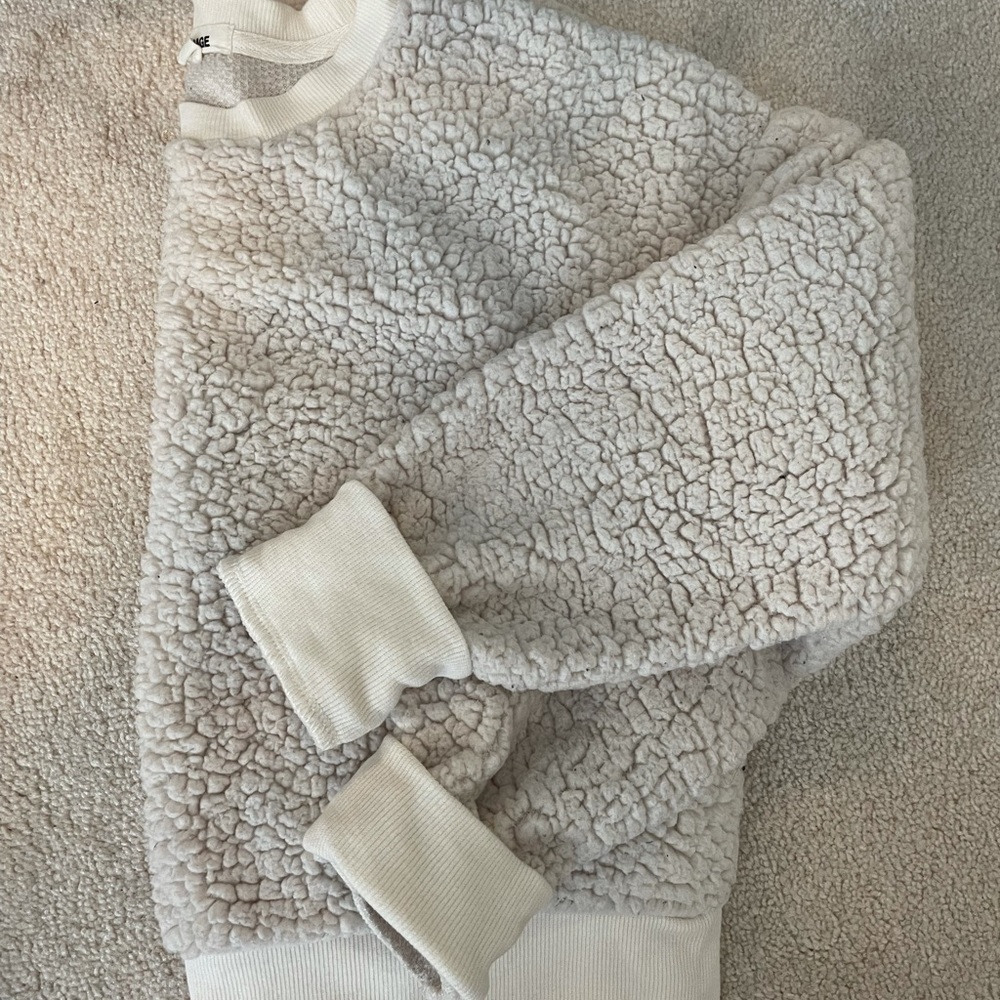 Sherpa sweater